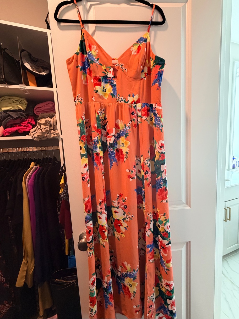 EXPRESS Maxi Floral Dress - CORAL Floral